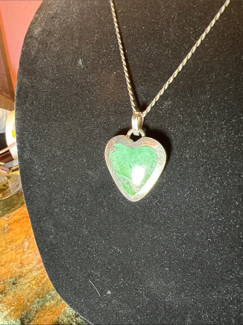 Taxco Silver Heart Pendant Necklace with Green Stone 925 Sterling Vintage - Picture 2 of 3